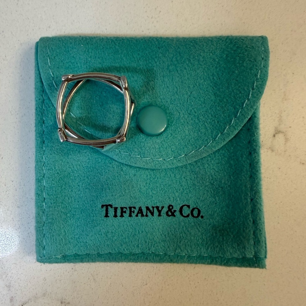 Tiffany & Co. Limited edition Frank Gehry silver ring